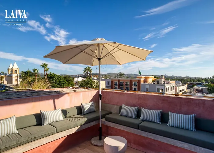 Laiva Artwalk By Tasman Aparthotel